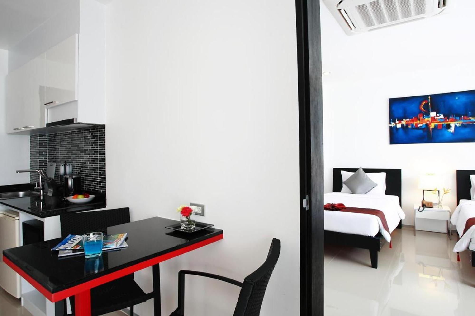 One World One Home Naiharn Hotel Rawai Exterior photo