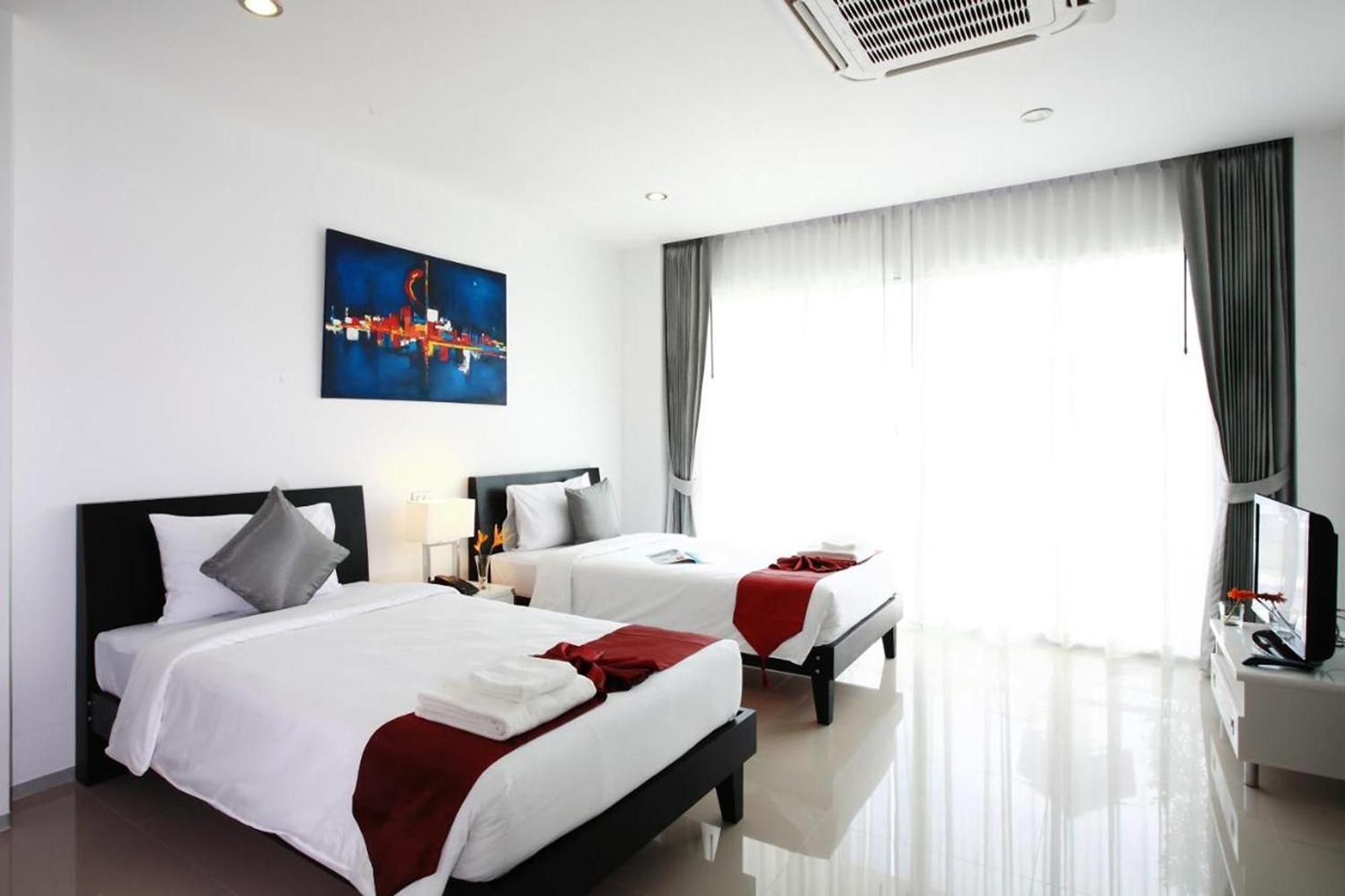 One World One Home Naiharn Hotel Rawai Exterior photo