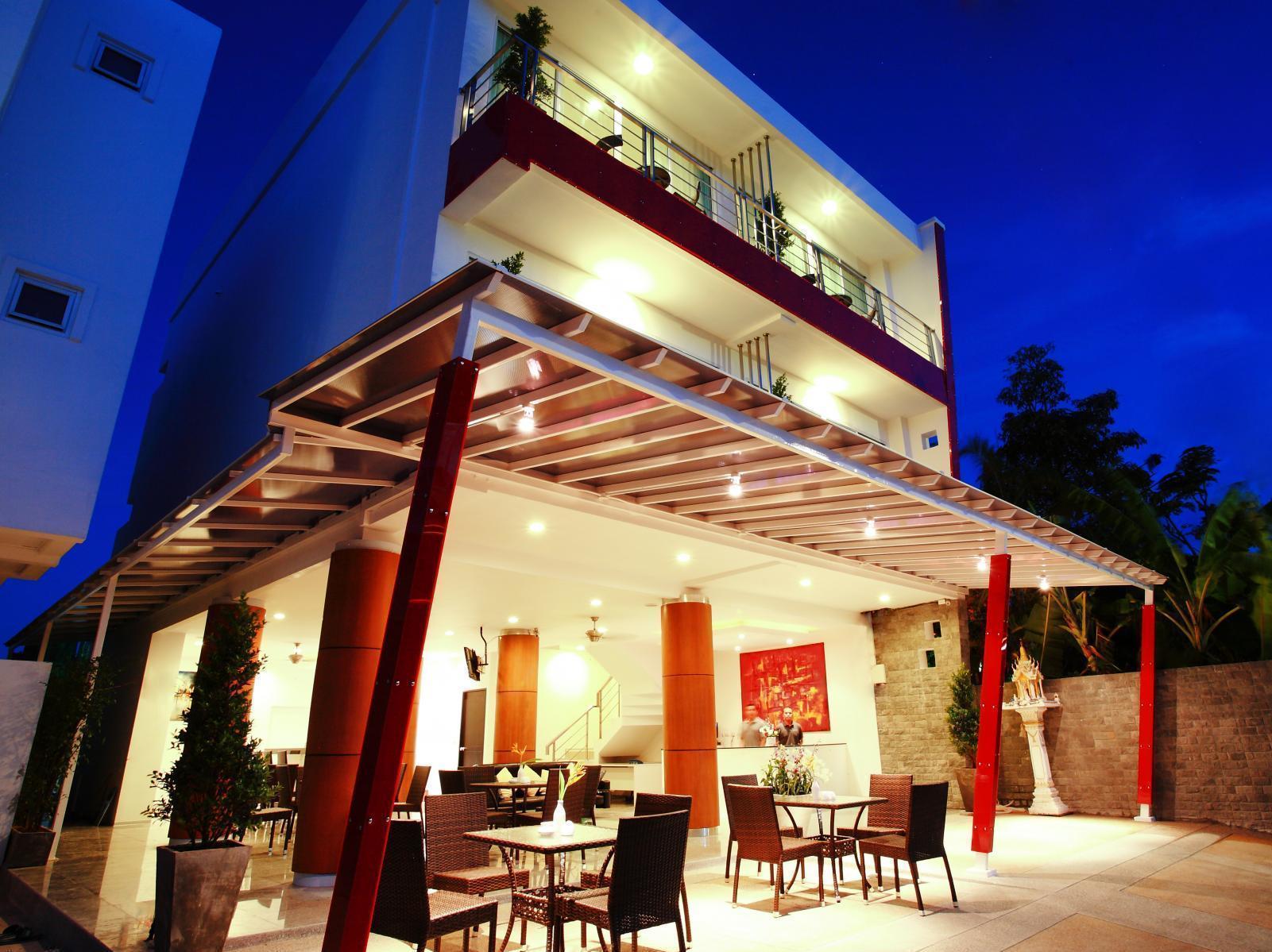 One World One Home Naiharn Hotel Rawai Exterior photo
